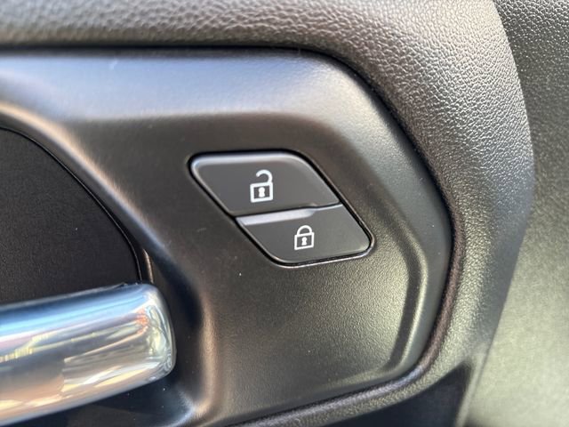 Used 2022 GMC Sierra 2500 SLE w/ SLE Convenience Package AWD/4WD image 6