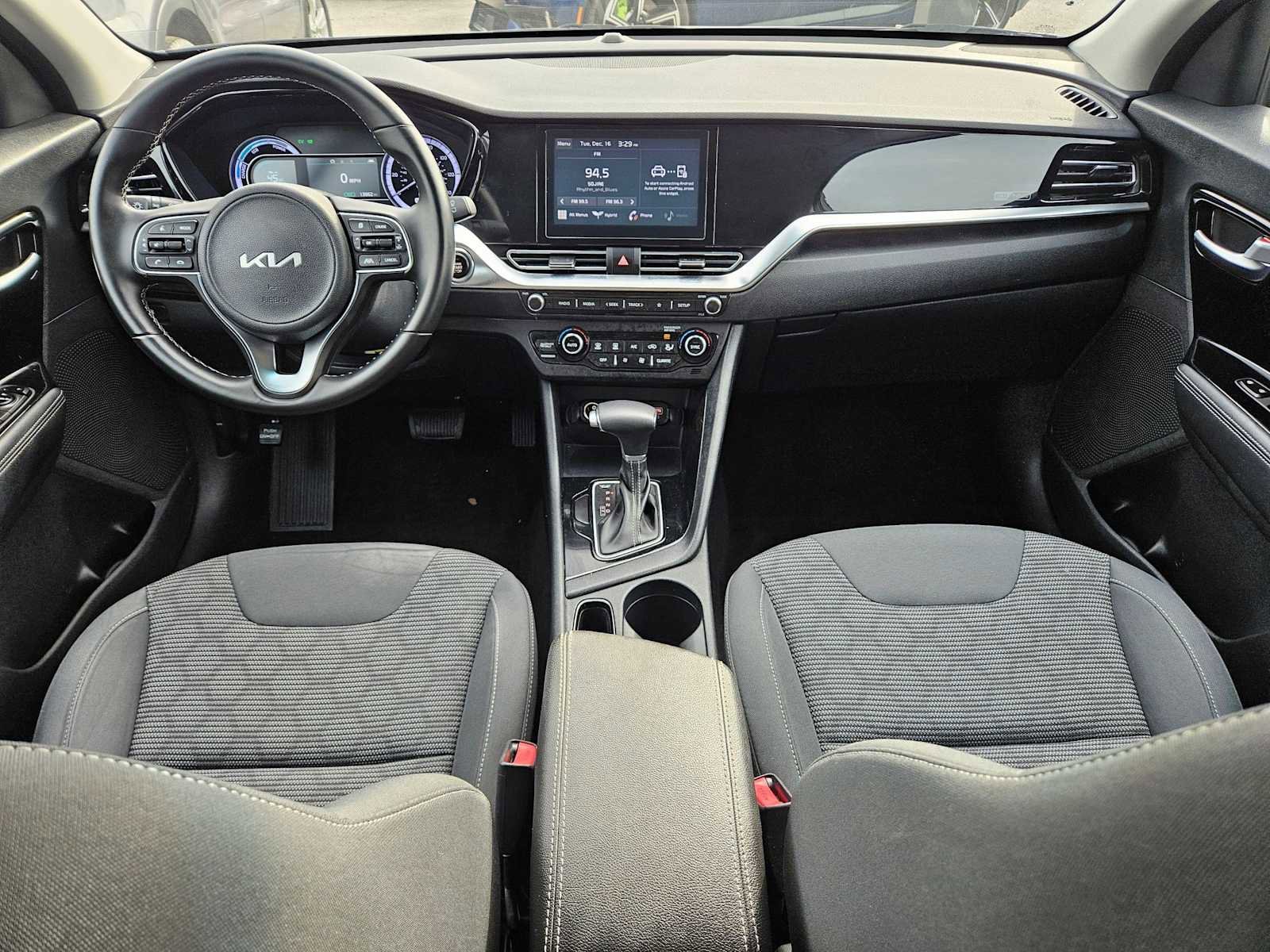 Certified 2022 Kia Niro LXS image 15