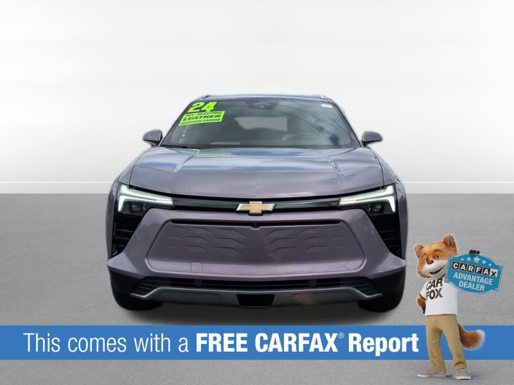 Used 2024 Chevrolet Blazer EV LT AWD/4WD image 2