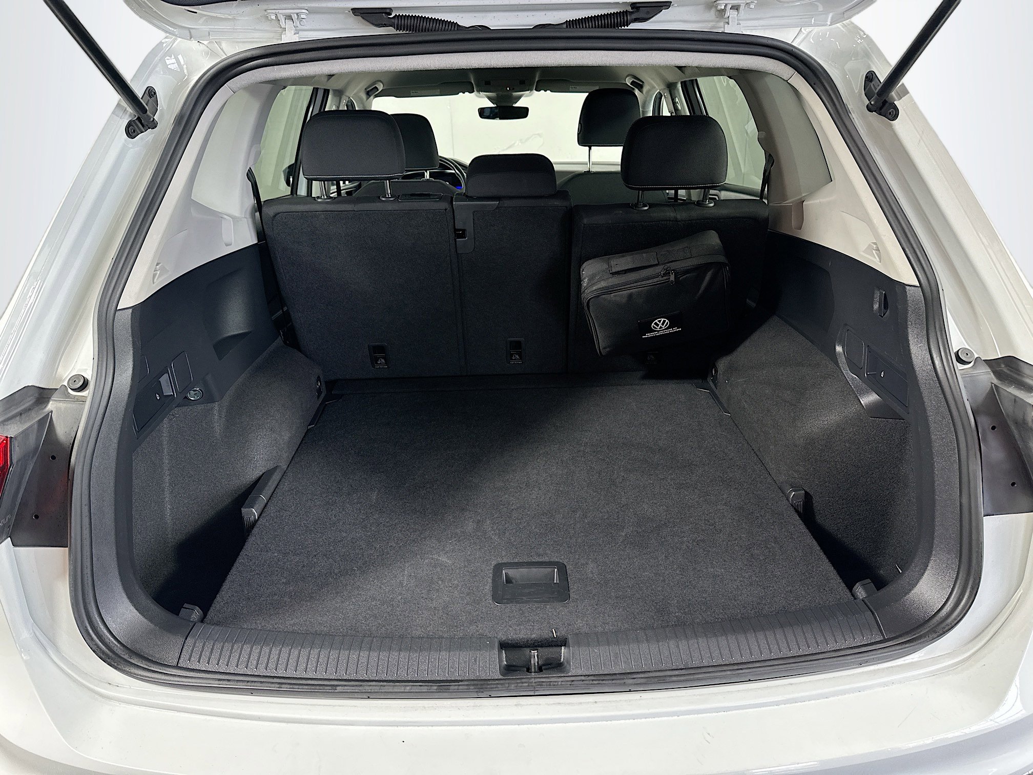 Used 2024 Volkswagen Tiguan S AWD/4WD image 23