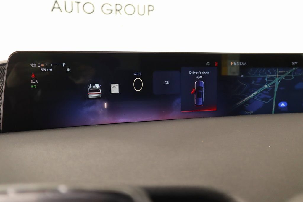 New 2025 Lincoln Navigator Reserve w/ Jet Appearance Package image 4