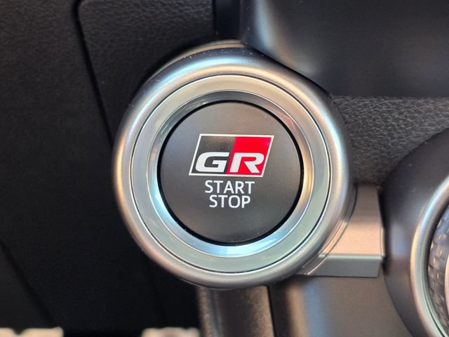Used 2024 Toyota GR86 Premium RWD image 33