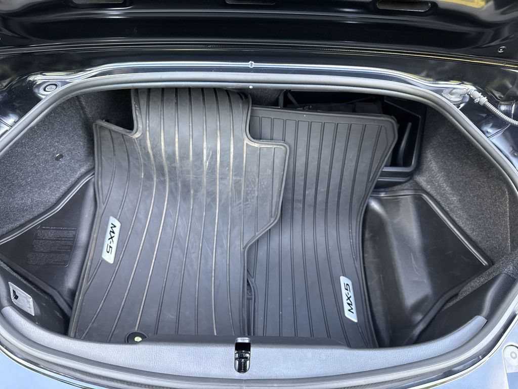Used 2019 MAZDA MX-5 Miata RF Grand Touring RWD image 20
