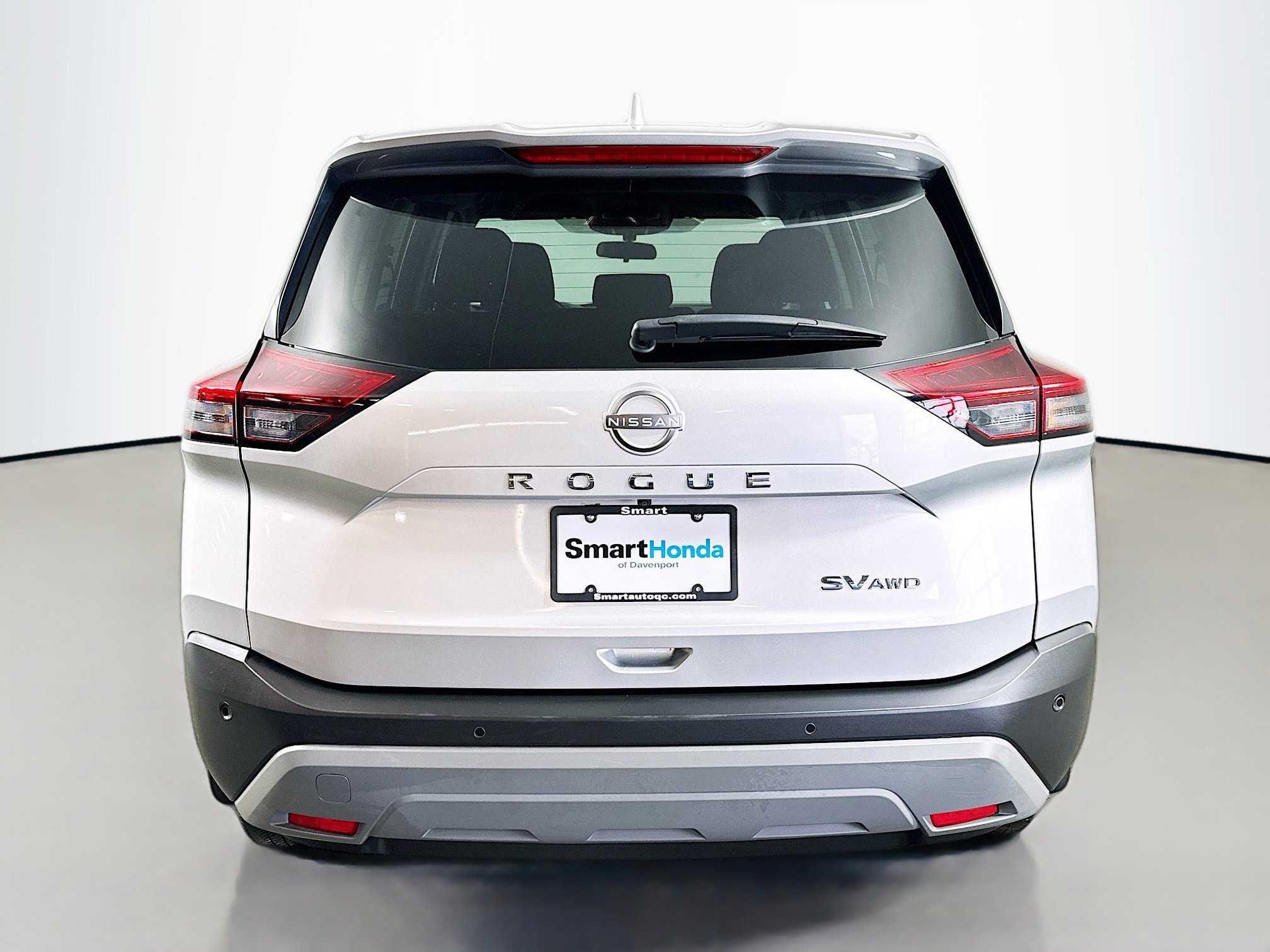 Used 2023 Nissan Rogue SV AWD/4WD image 6