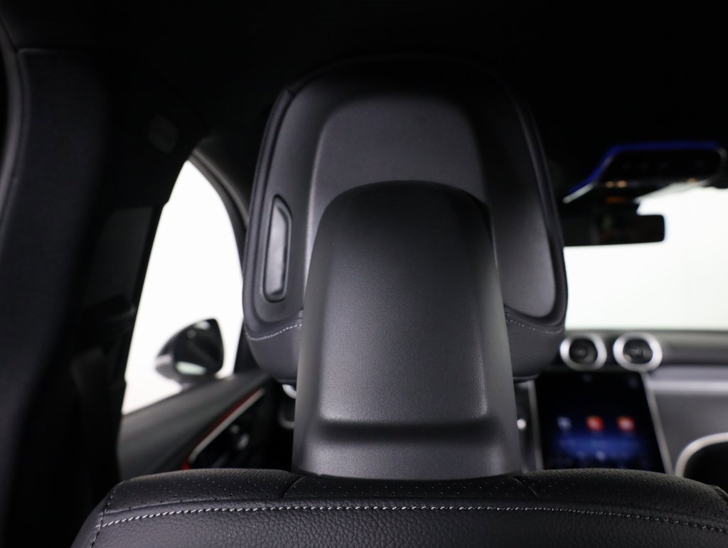 Certified 2025 Mercedes-Benz GLC 300 4MATIC image 30