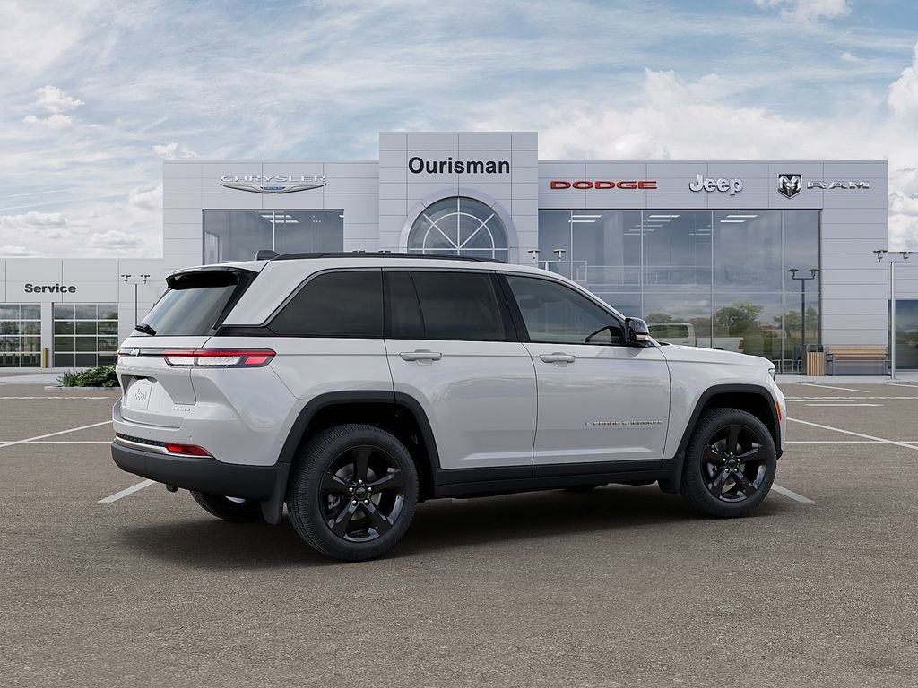 New 2026 Jeep Grand Cherokee Limited w/ Limited Altitude Package AWD/4WD image 4