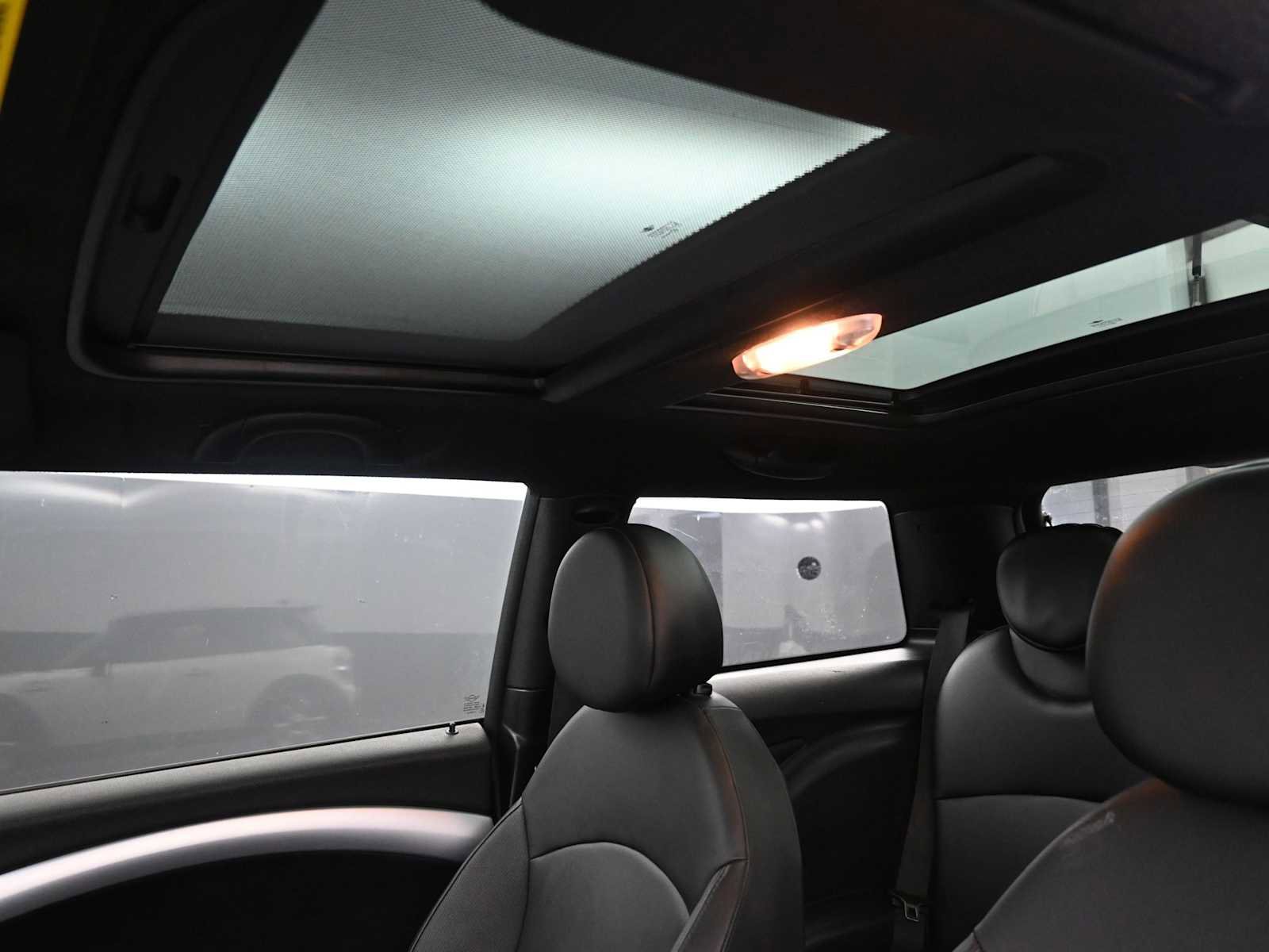 Used 2012 MINI Cooper S image 11