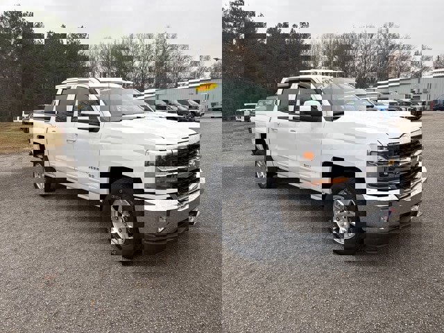 Used 2017 Chevrolet Silverado 1500 LT w/ All Star Edition image 7