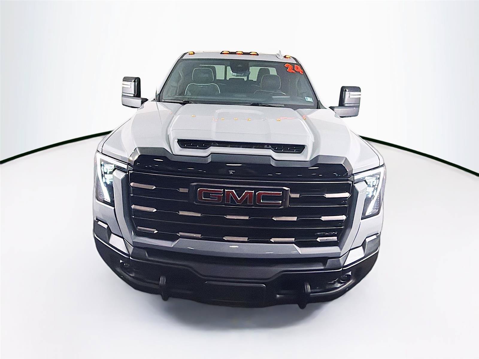 Used 2024 GMC Sierra 2500 AT4X w/ AT4X AEV Edition AWD/4WD image 13