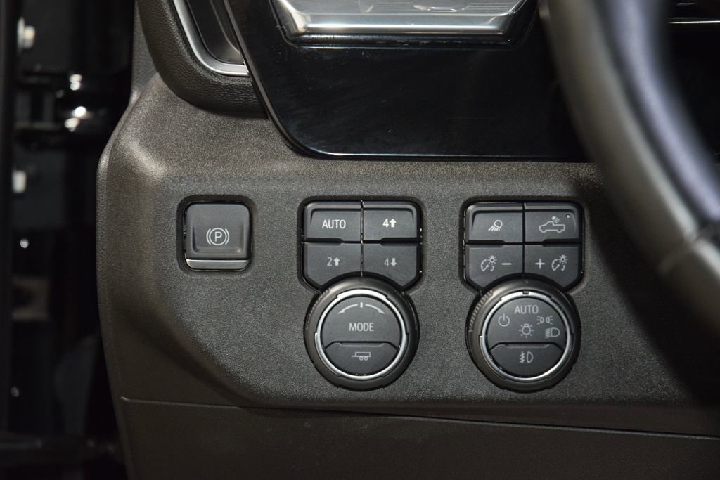 Used 2024 Chevrolet Silverado 2500 LTZ w/ LTZ Plus Package image 40