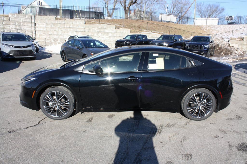 New 2026 Toyota Prius XLE image 2