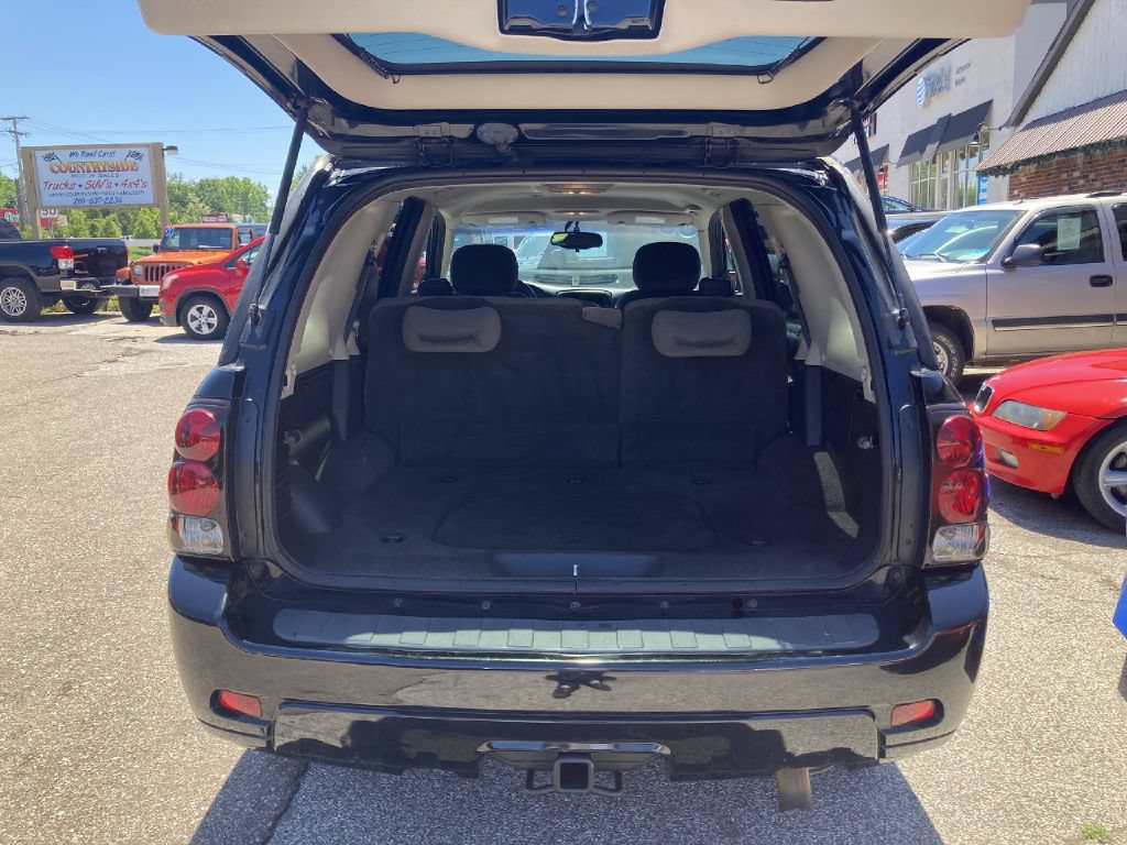 Used 2008 Chevrolet TrailBlazer LT AWD/4WD image 5