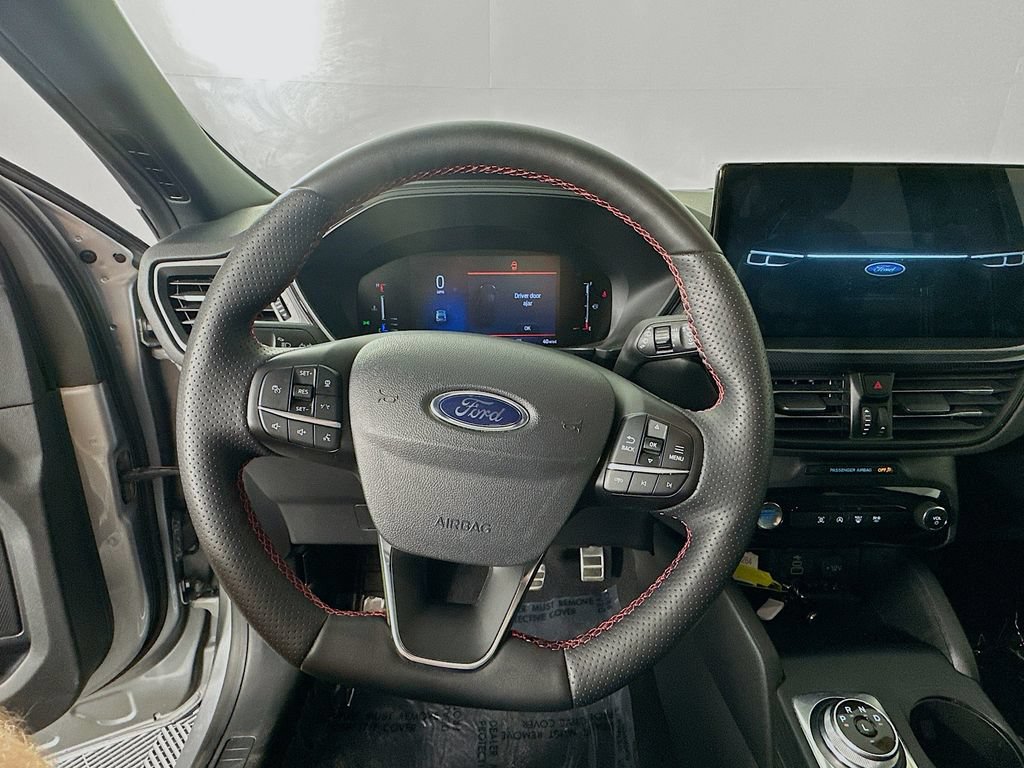 Used 2024 Ford Escape ST-Line w/ Tech Pack #1 AWD/4WD image 16