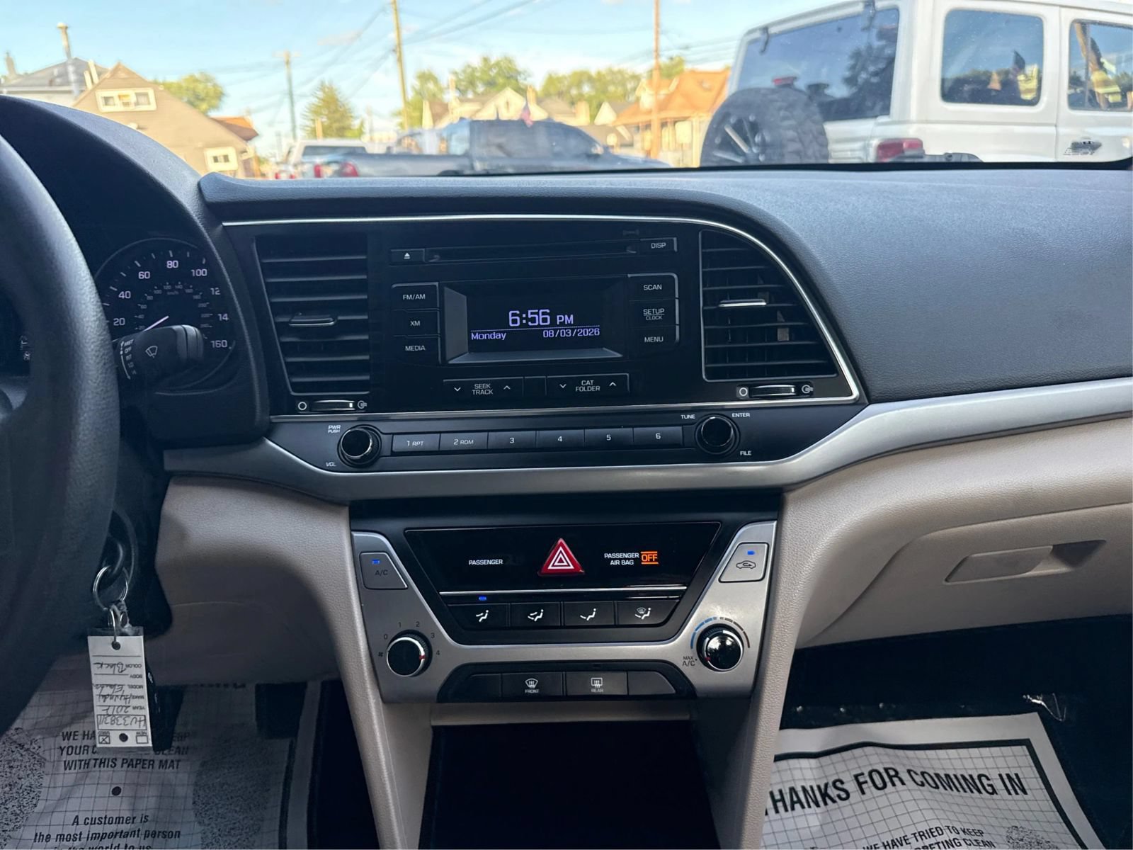 Used 2017 Hyundai Elantra SE FWD image 14