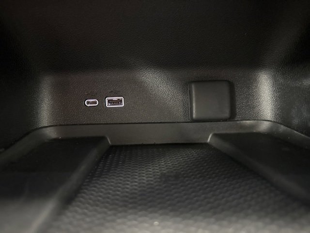 Used 2024 Chevrolet Traverse LT w/ Trailering Package image 19