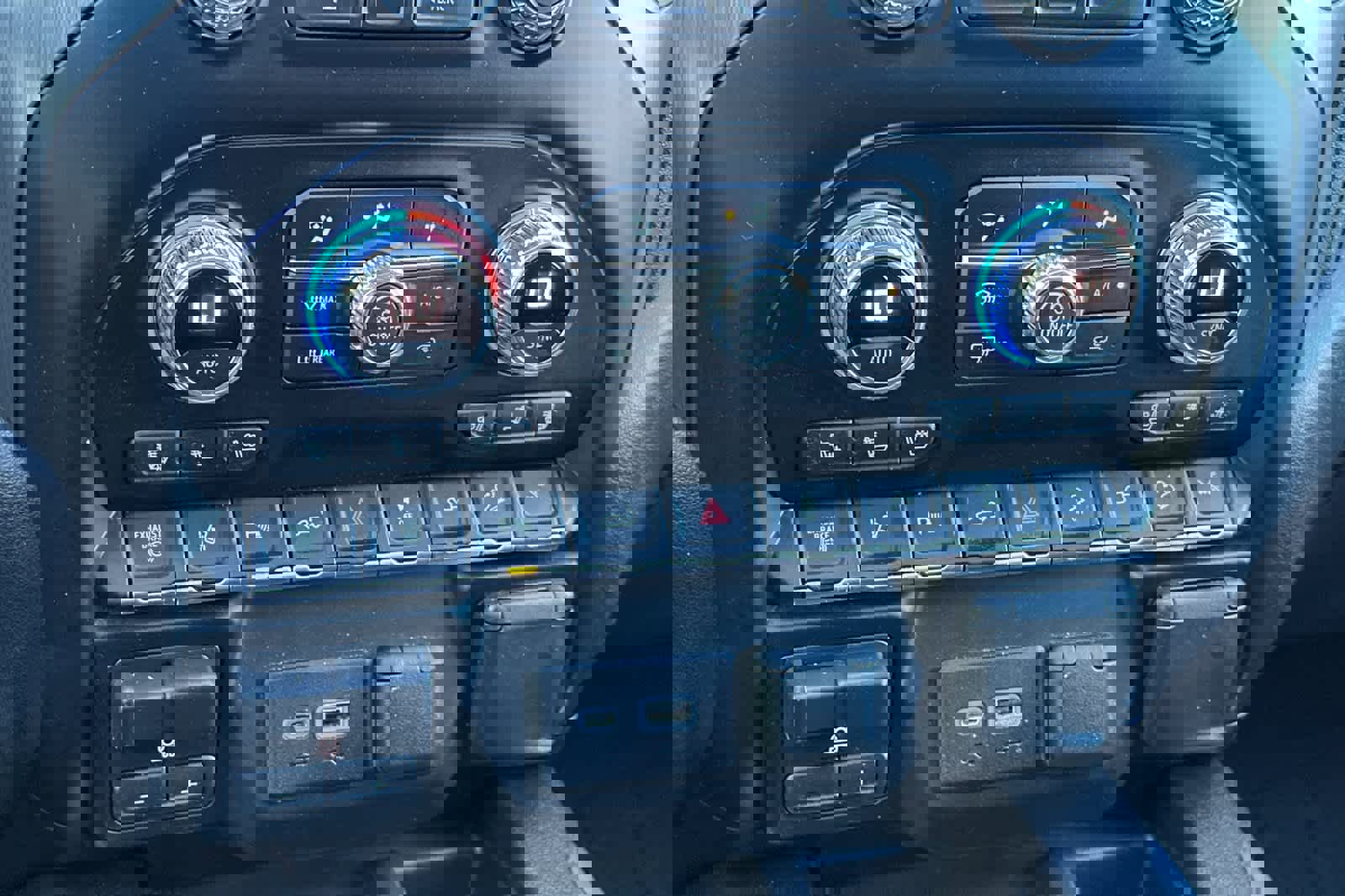 Used 2021 GMC Sierra 2500 Denali w/ Denali Ultimate Package image 21