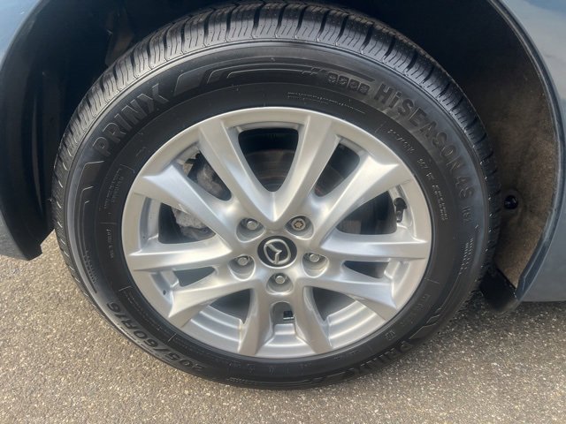 Used 2016 MAZDA MAZDA3 i Touring image 12