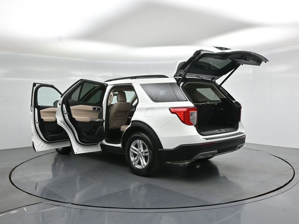 Certified 2023 Ford Explorer XLT w/ Equipment Group 202A RWD image 36