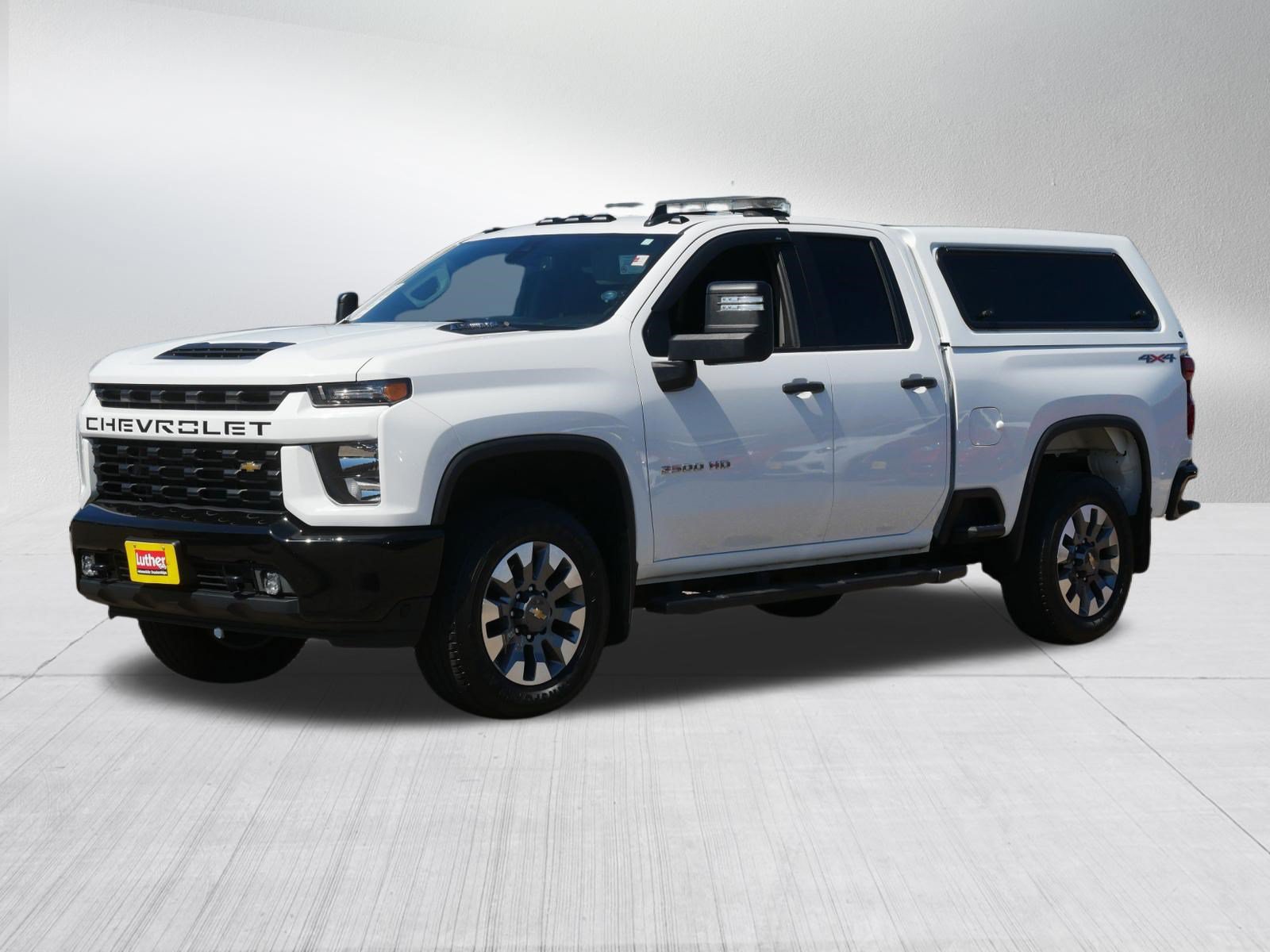 Used 2022 Chevrolet Silverado 2500 Custom w/ Custom Value Package AWD/4WD image 3