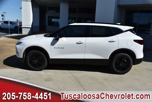 New 2026 Chevrolet Blazer LT w/ Midnight/Sport Edition FWD image 6
