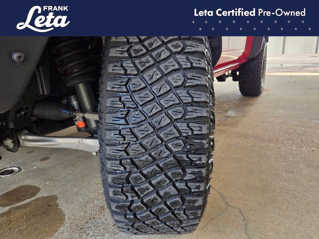 Used 2024 Ford Bronco Wildtrak image 44