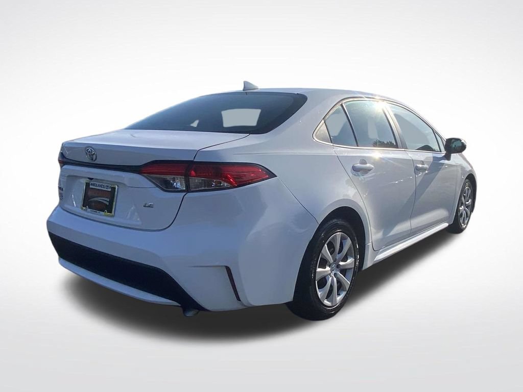 Used 2020 Toyota Corolla LE FWD image 7