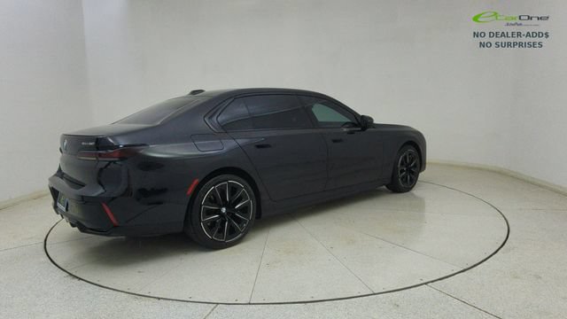 Used 2025 BMW i7 eDrive50 w/ M Sport Package RWD image 69