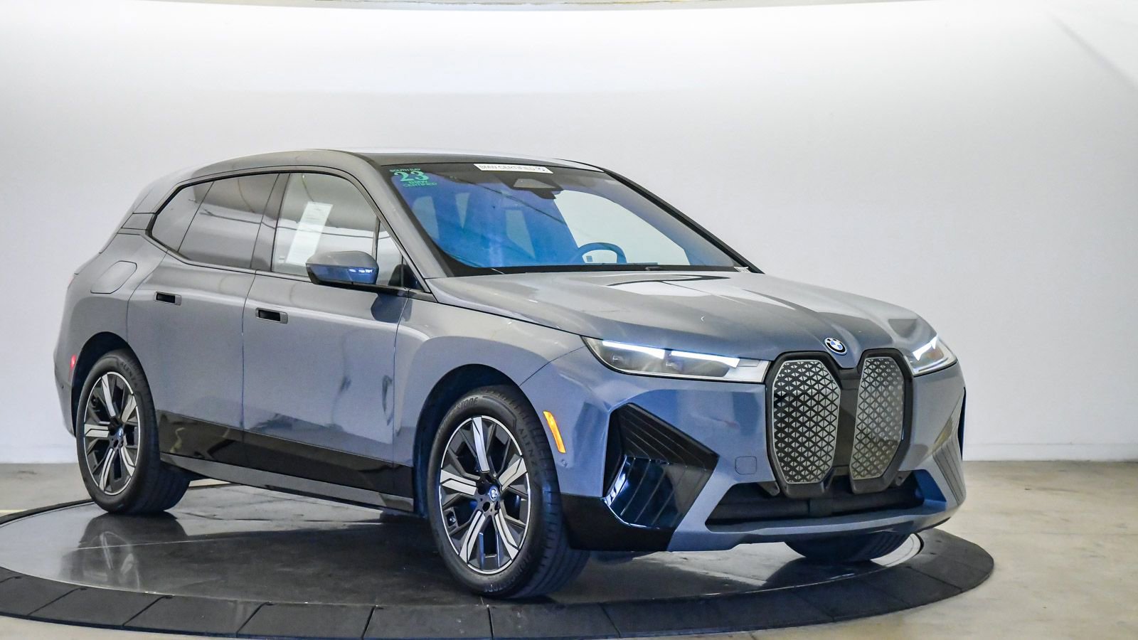 Certified 2023 BMW iX xDrive50 w/ Sport Package image 6