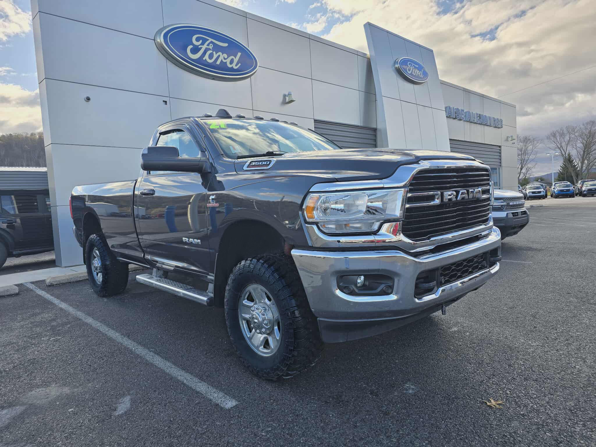 Used 2021 RAM 3500 Big Horn w/ Level 2 Equipment Group