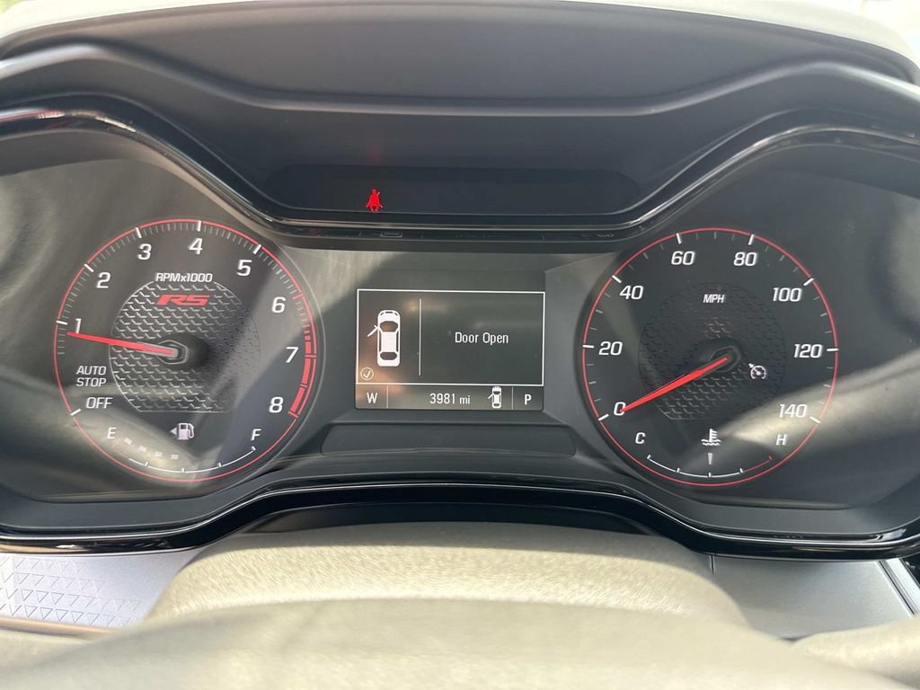 Used 2024 Chevrolet Trax RS w/ Driver Confidence Package FWD image 34