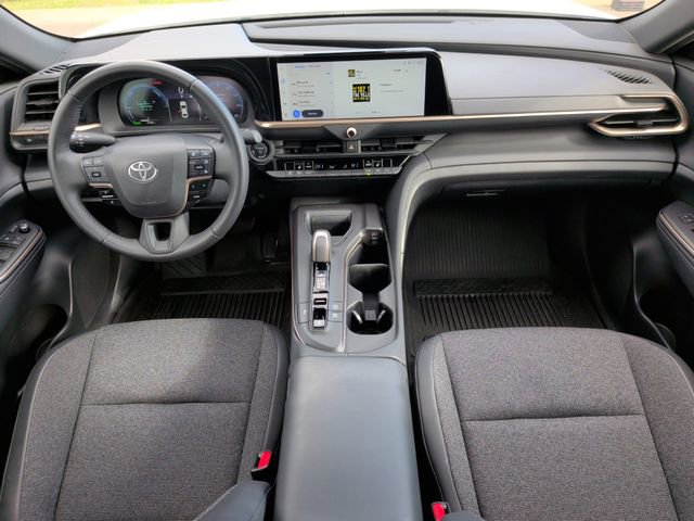 Certified 2023 Toyota Crown XLE image 27