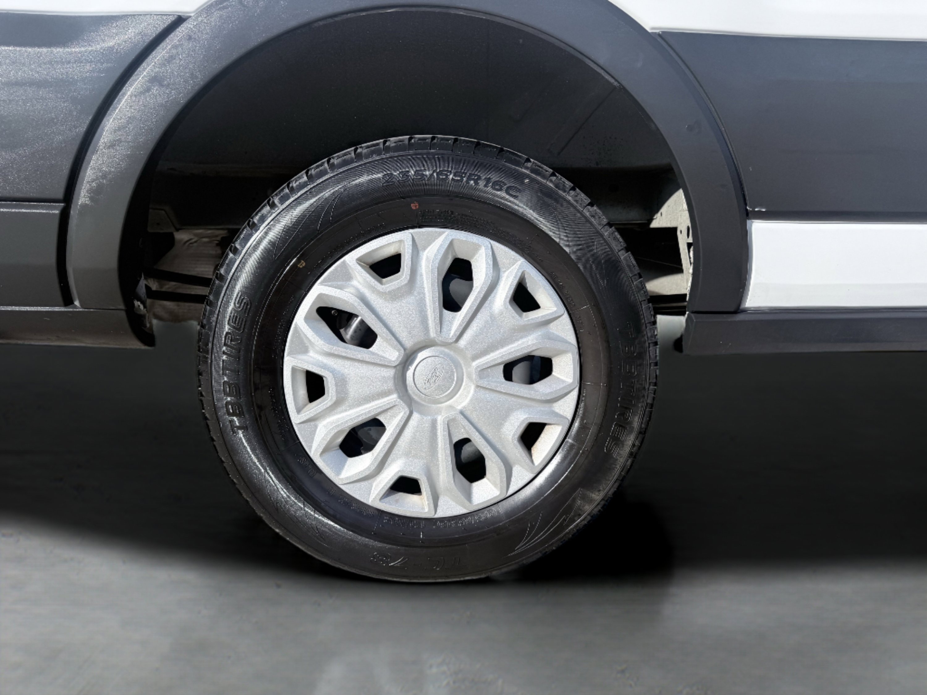 Used 2023 Ford Transit 350 XLT image 66