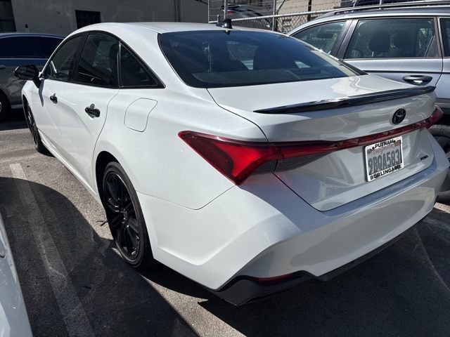 Used 2022 Toyota Avalon XSE image 4