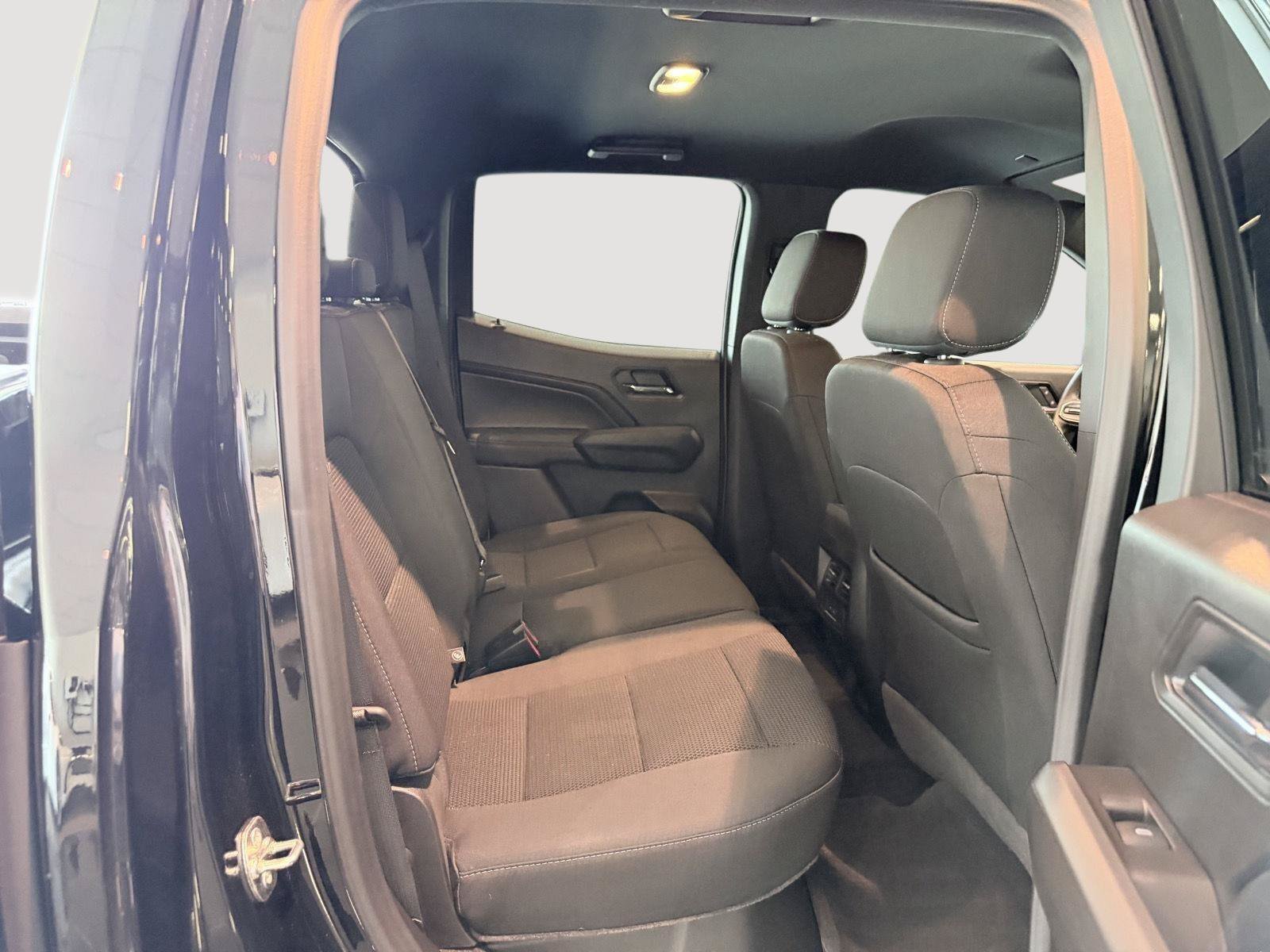 Used 2025 GMC Canyon Elevation w/ Convenience Package AWD/4WD image 26