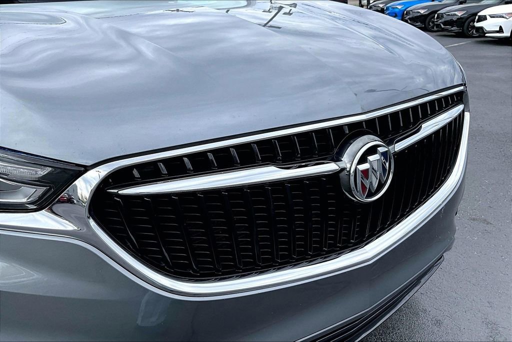 Used 2020 Buick Enclave Essence FWD image 29