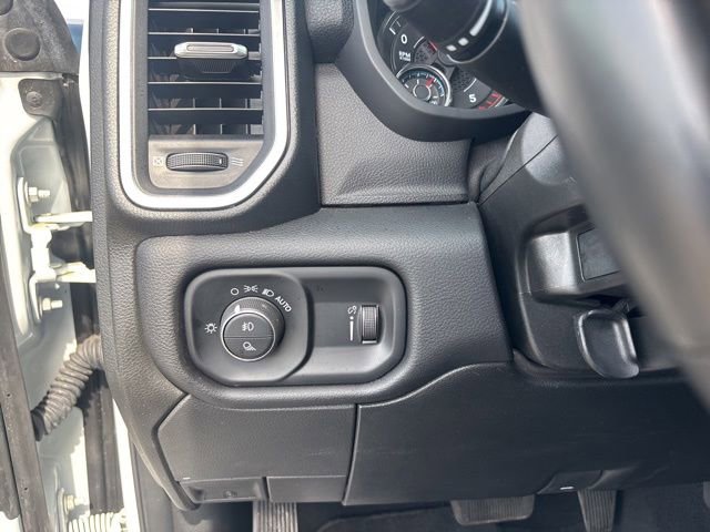 Used 2024 RAM 2500 Big Horn AWD/4WD image 25