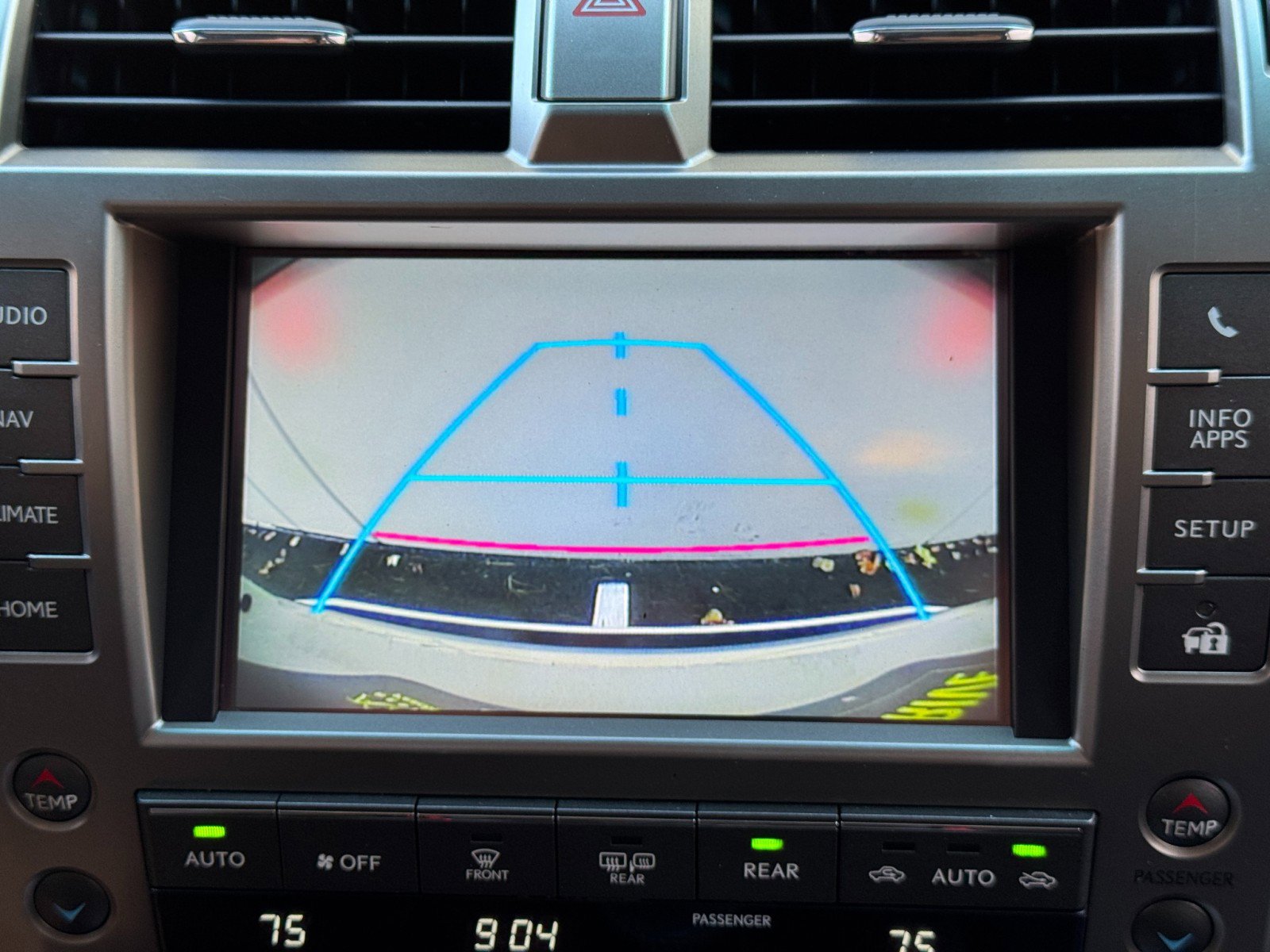 Used 2014 Lexus GX 460 image 28