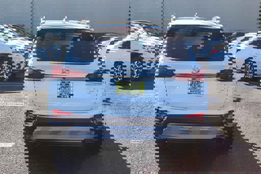 Certified 2020 Hyundai Santa Fe Limited image 6