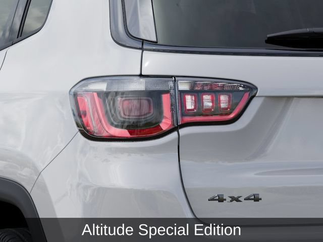 New 2026 Jeep Compass Latitude AWD/4WD image 10