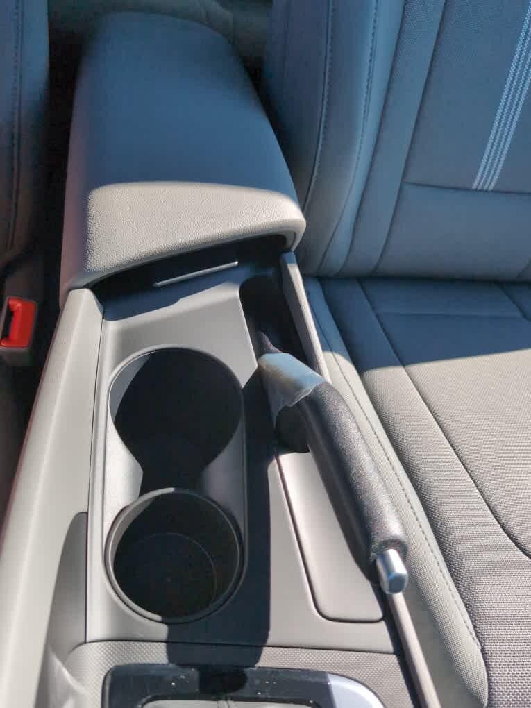 New 2026 Hyundai Elantra SE FWD image 26