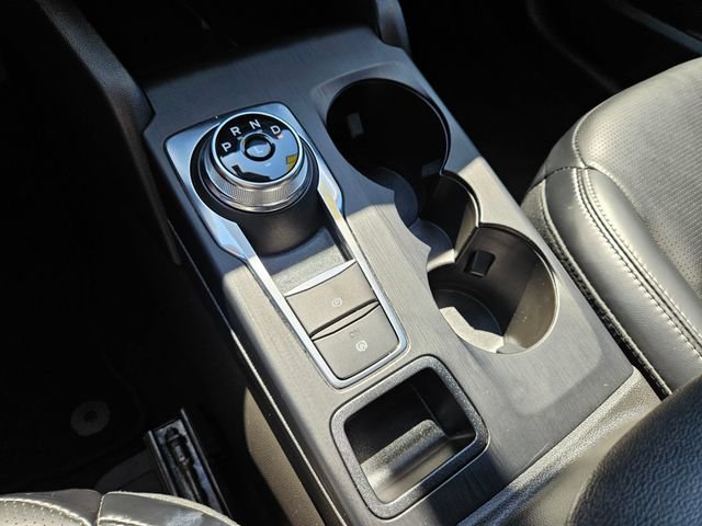 Used 2025 Ford Escape Platinum AWD/4WD image 31