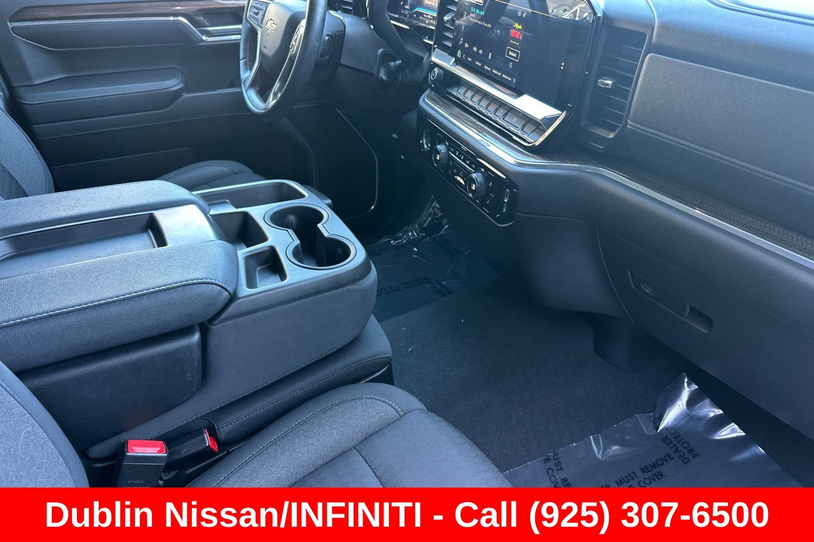 Used 2023 Chevrolet Silverado 1500 LT w/ Protection Package AWD/4WD image 17
