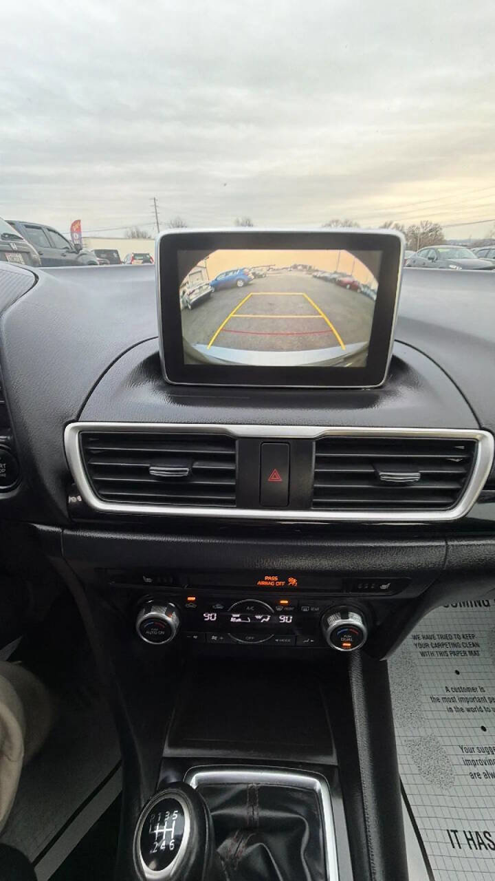 Used 2015 MAZDA MAZDA3 i Grand Touring image 15