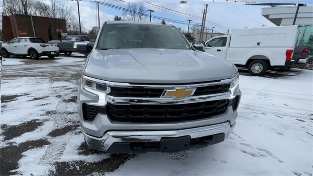 Used 2022 Chevrolet Silverado 1500 LT image 4