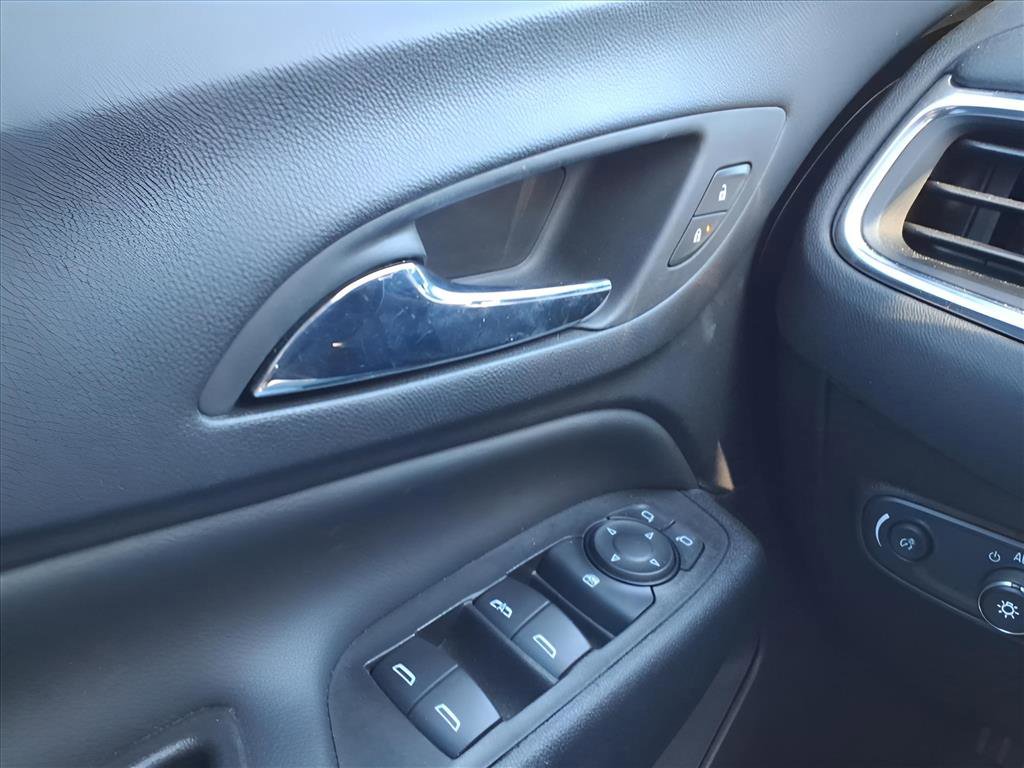 Used 2024 Chevrolet Equinox LT w/ LPO, Floor Liner Package image 20