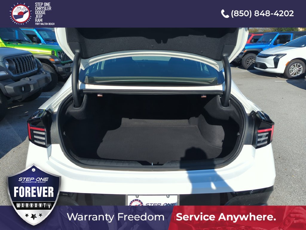 Used 2025 Hyundai Sonata SEL FWD image 27