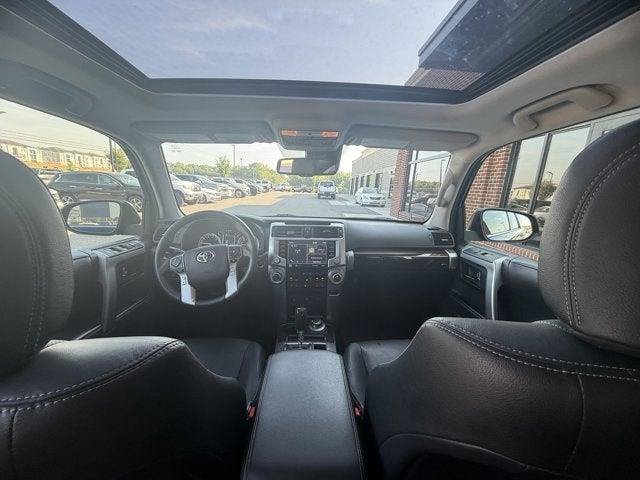 Used 2022 Toyota 4Runner Limited AWD/4WD image 4