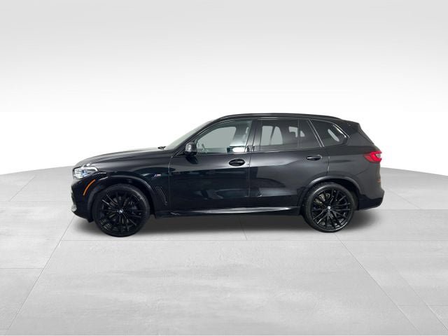Used 2022 BMW X5 M50i w/ Executive Package AWD/4WD image 3