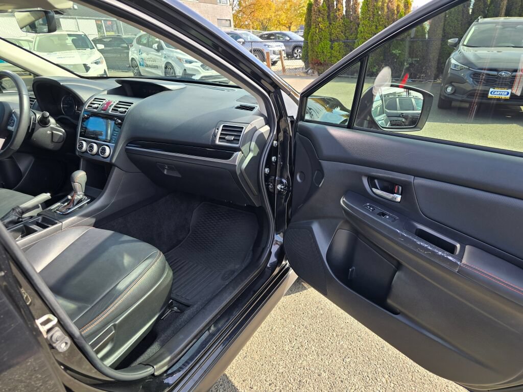 Used 2017 Subaru Crosstrek 2.0i Limited AWD/4WD image 10