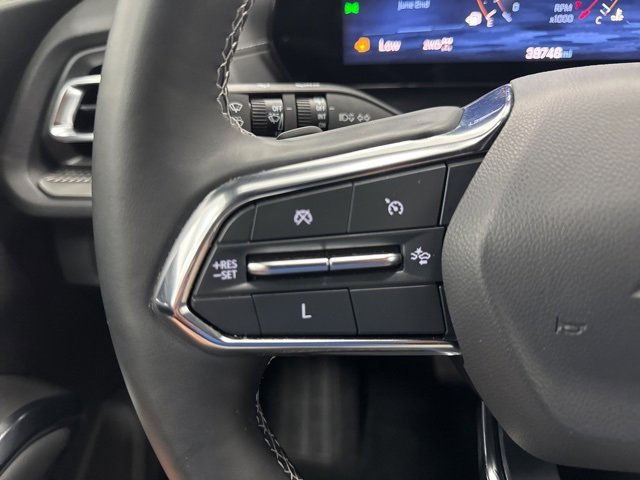 Used 2024 Chevrolet Traverse LT w/ Trailering Package image 12